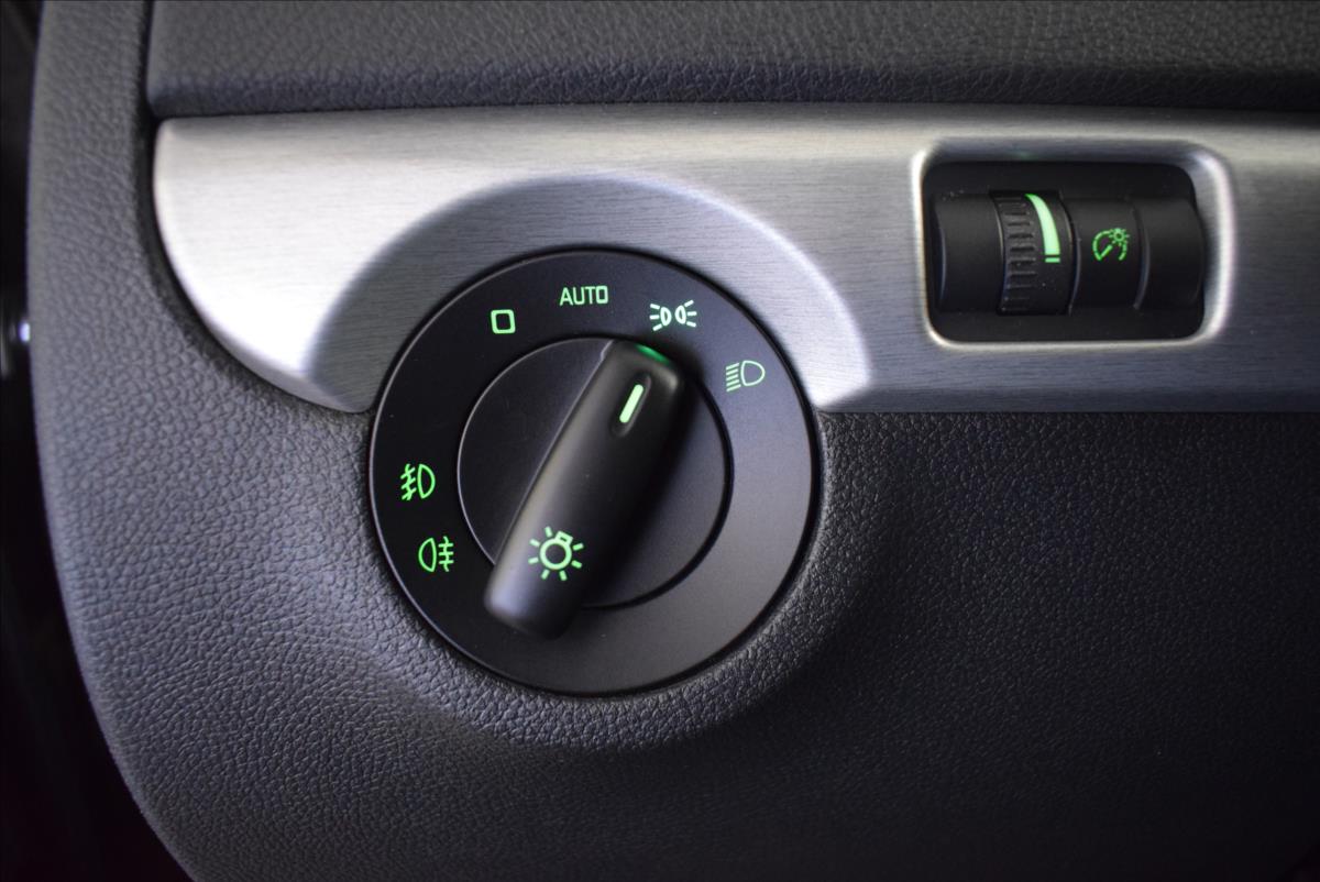 18O1239.jpg